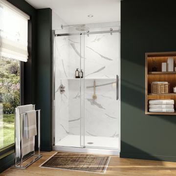 Porte de douche coulissante Axion 44 1/2-47 x 78 3/4 po, 8 mm pour installation en alcôve avec verre clair et fini chrome
