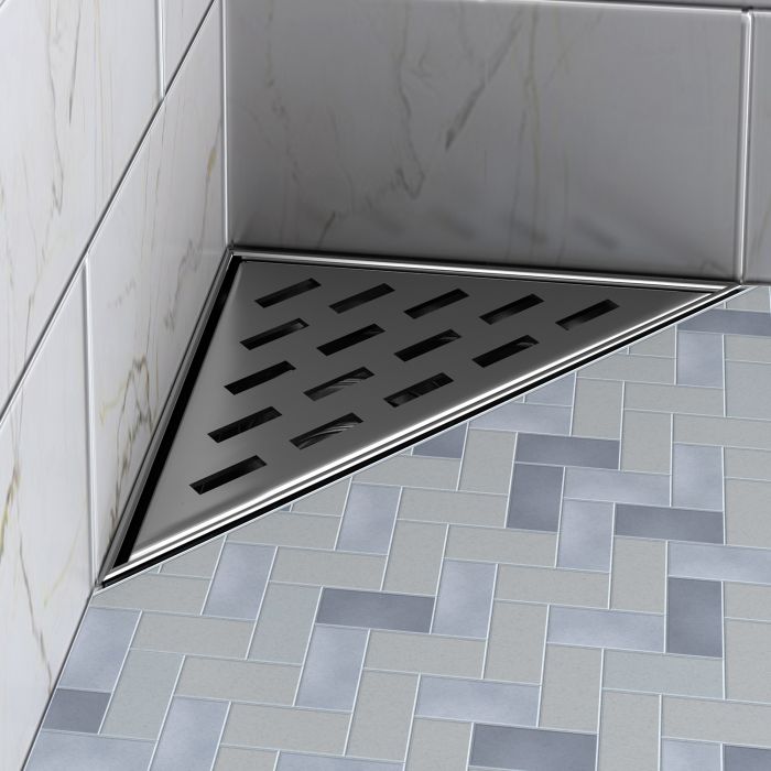 Grille inox triangle 8 po x 8 po motif linéaire Drain triangulaire inox
