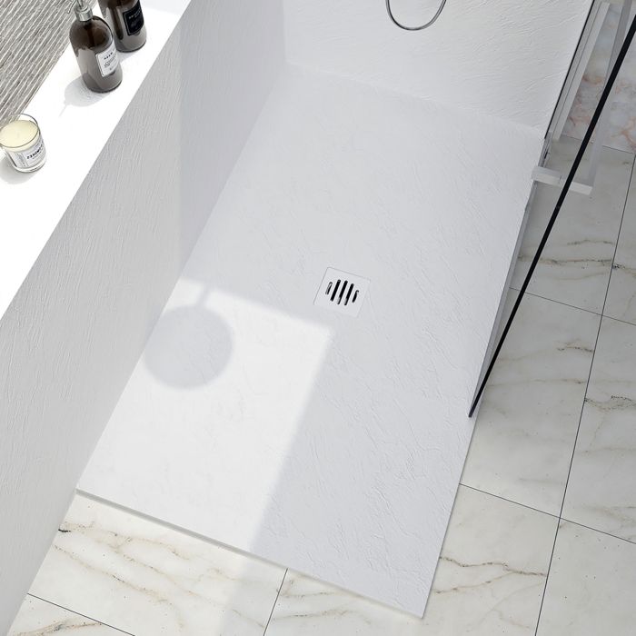 Base de douche Slate 48 x 32 po blanc mat en coin mur à droite