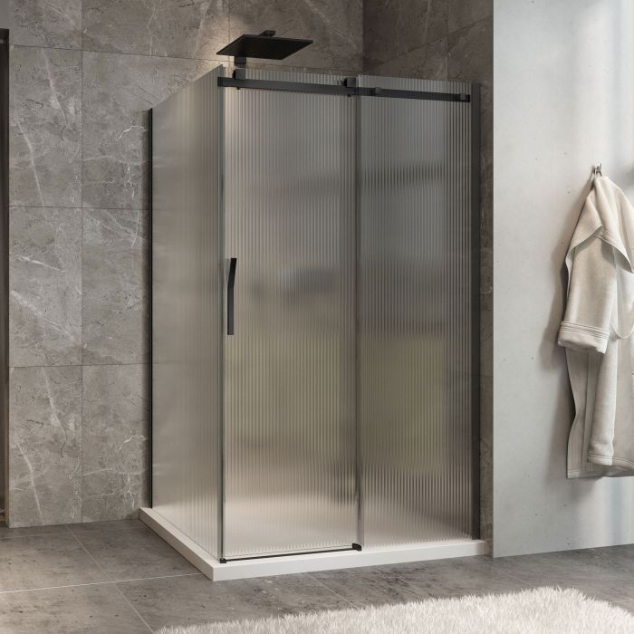 Porte de douche 48 po x Minia 42 po en coin noir mat fermeture sur retour mur à droite porte à gauche en noir mat et verre flûte