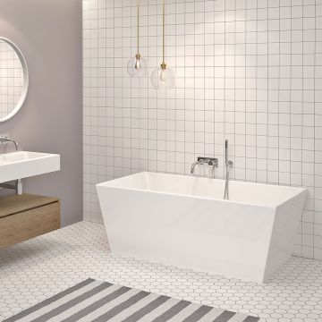 Baignoire autoportante Alya 63 po en acrylique blanc lustré