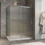 Porte de douche 60 po x Minia 32 po en coin chrome fermeture sur mur mur à droite porte à droite en chrome et verre flûte
