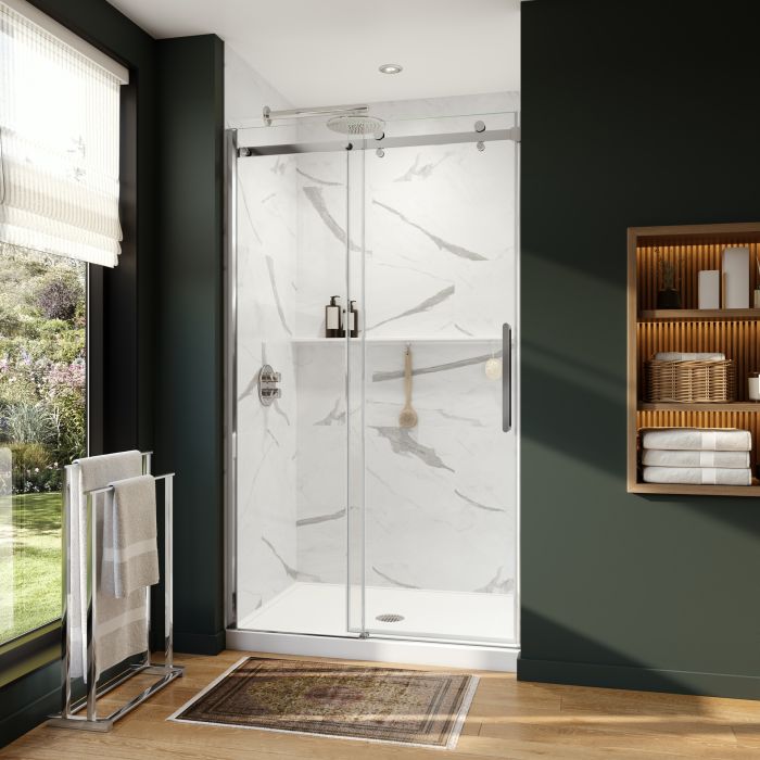 Porte de douche coulissante Axion 44 1/2-47 x 78 3/4 po, 8 mm pour installation en alcôve avec verre clair et fini chrome