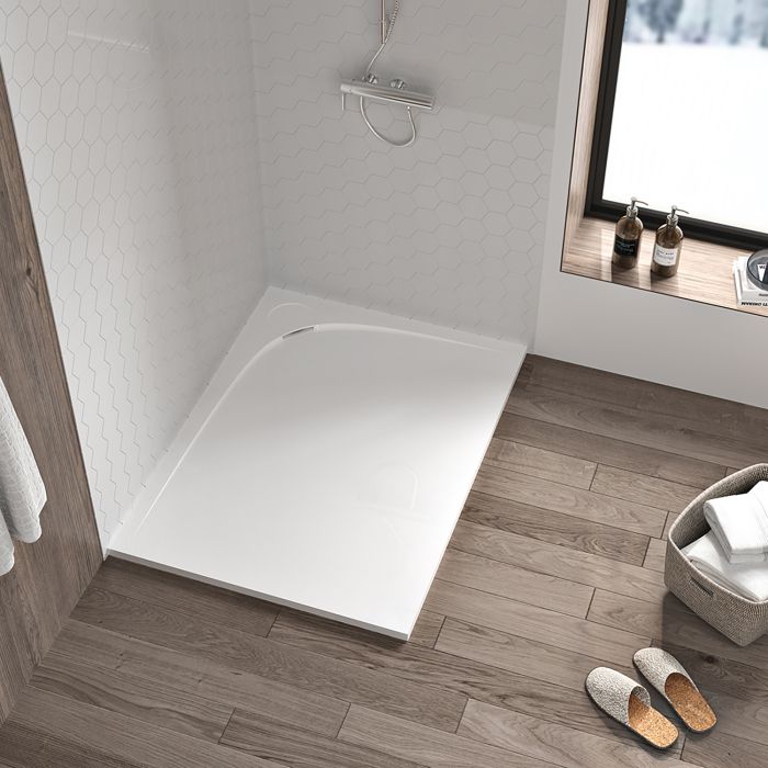 Base de douche Moon 48 x 36 po blanc lustré sur mur drain à gauche en blanc lustré