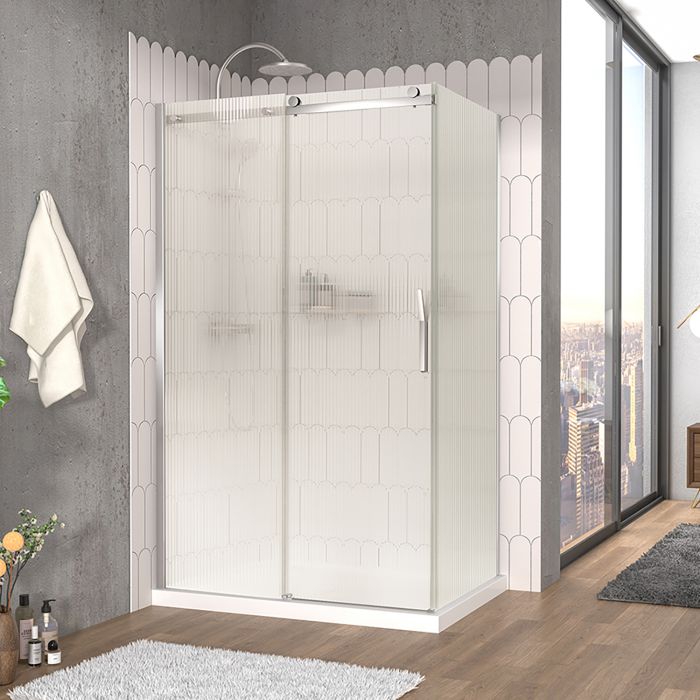 Porte de douche 48 po x Vaia 36 po en coin chrome fermeture sur retour mur à gauche porte à droite en chrome et verre flûte